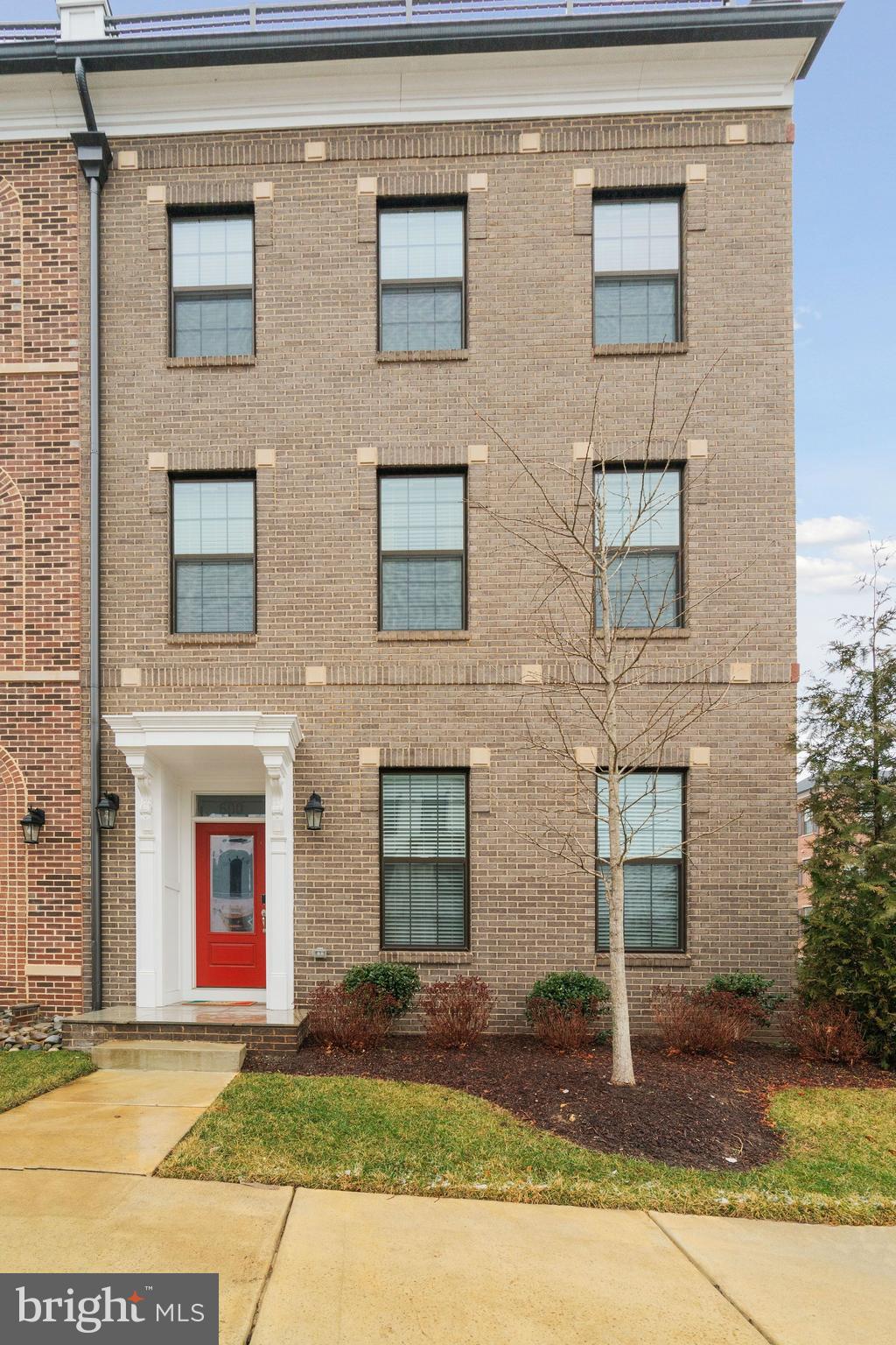POTOMAC OVERLOOK AT NATIONAL HARBOR - Residential