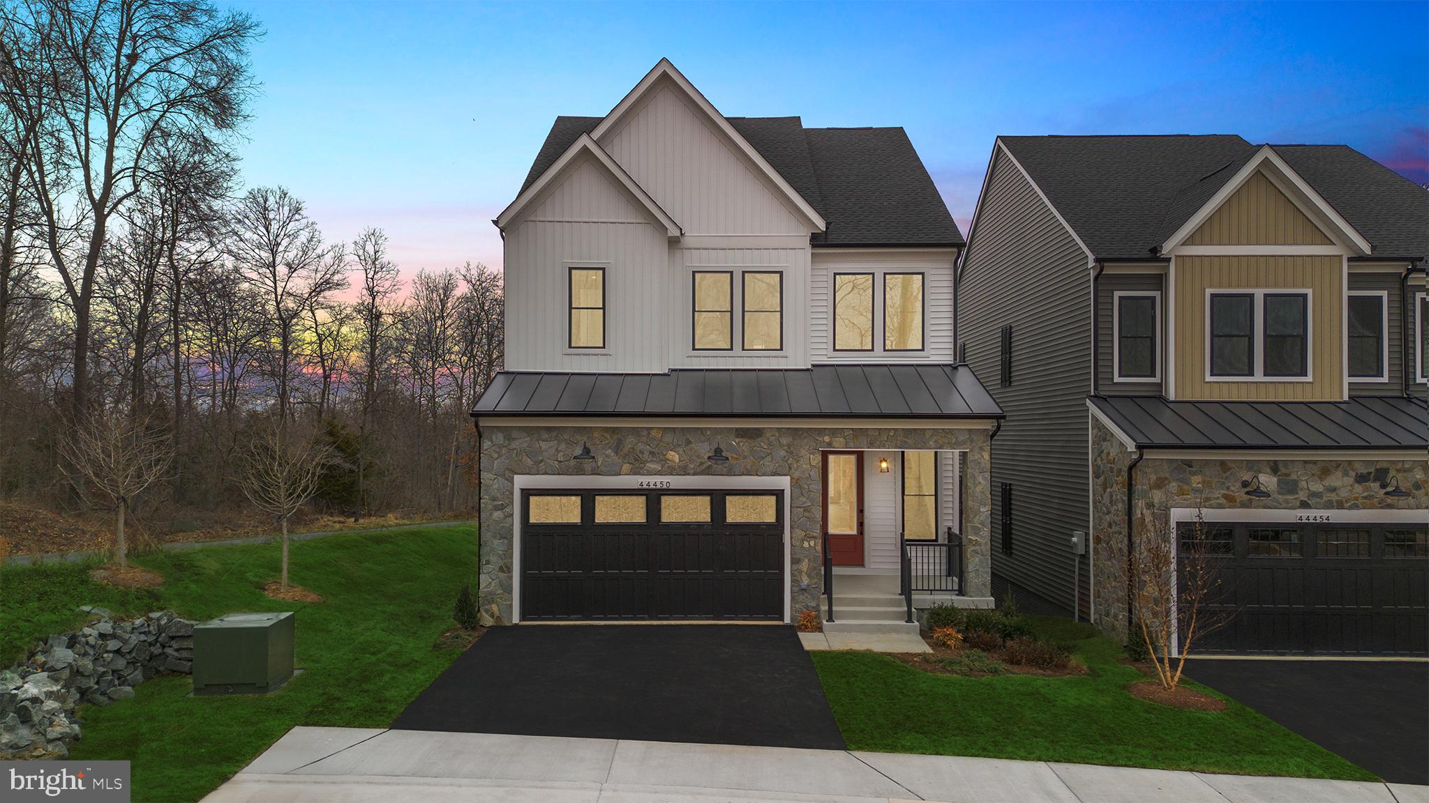 LEXINGTON 7 - Residential
