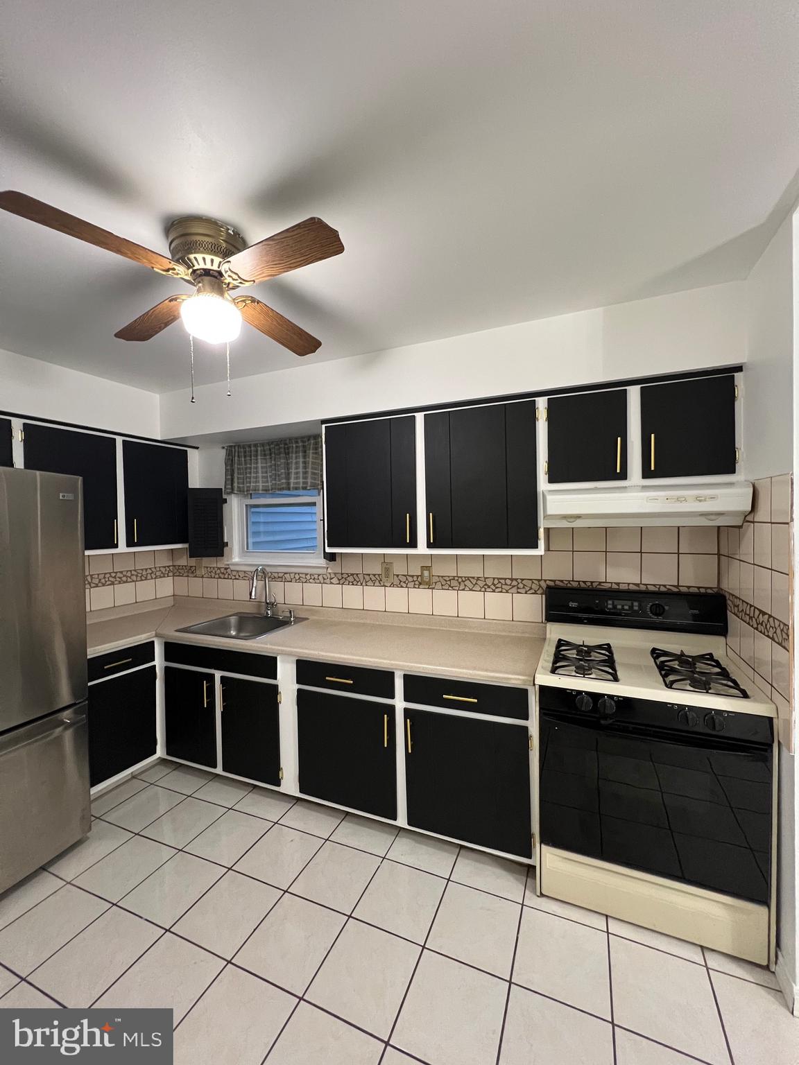 FAIRFIELD - Residential