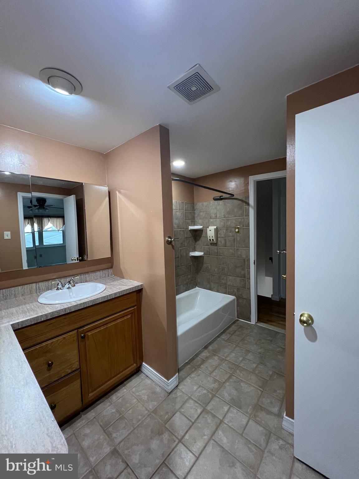 FAIRFIELD - Residential