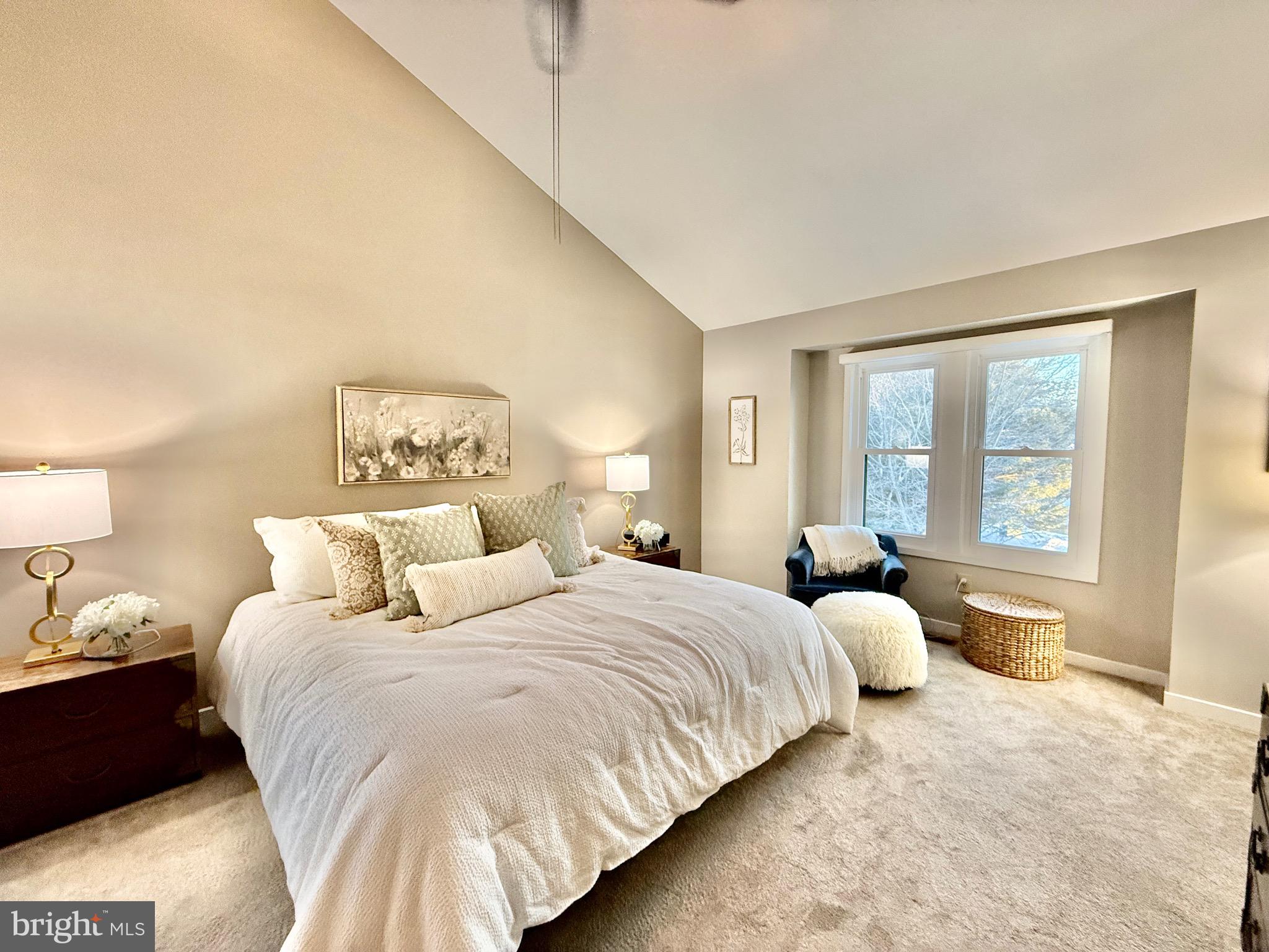 HILLS AT NORTHAMPT - Residential