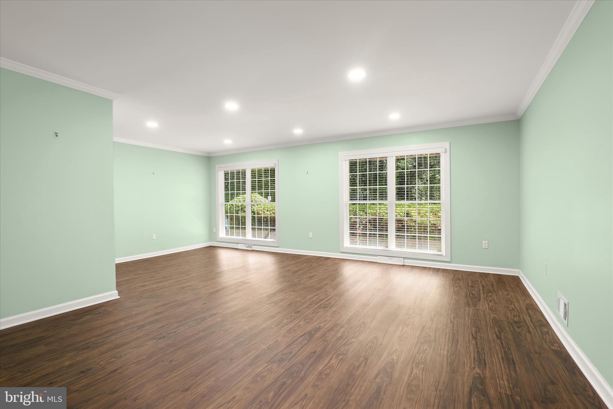 SUTER CIRCLE - Residential