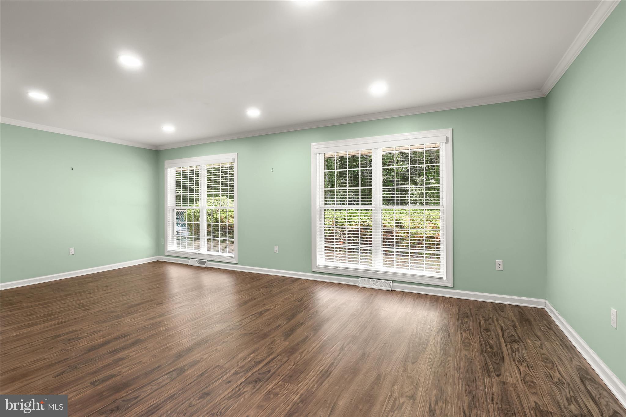 SUTER CIRCLE - Residential
