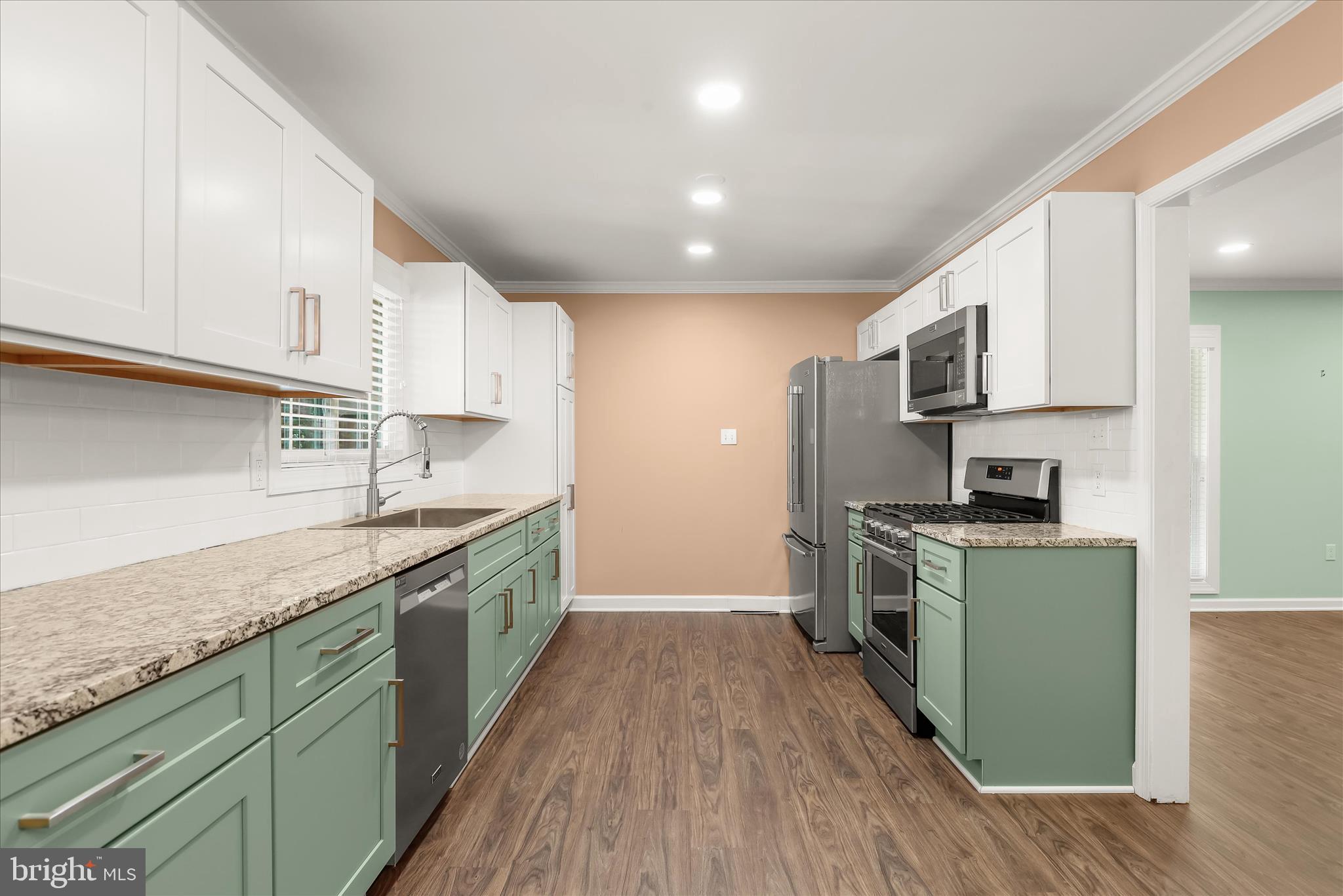 SUTER CIRCLE - Residential
