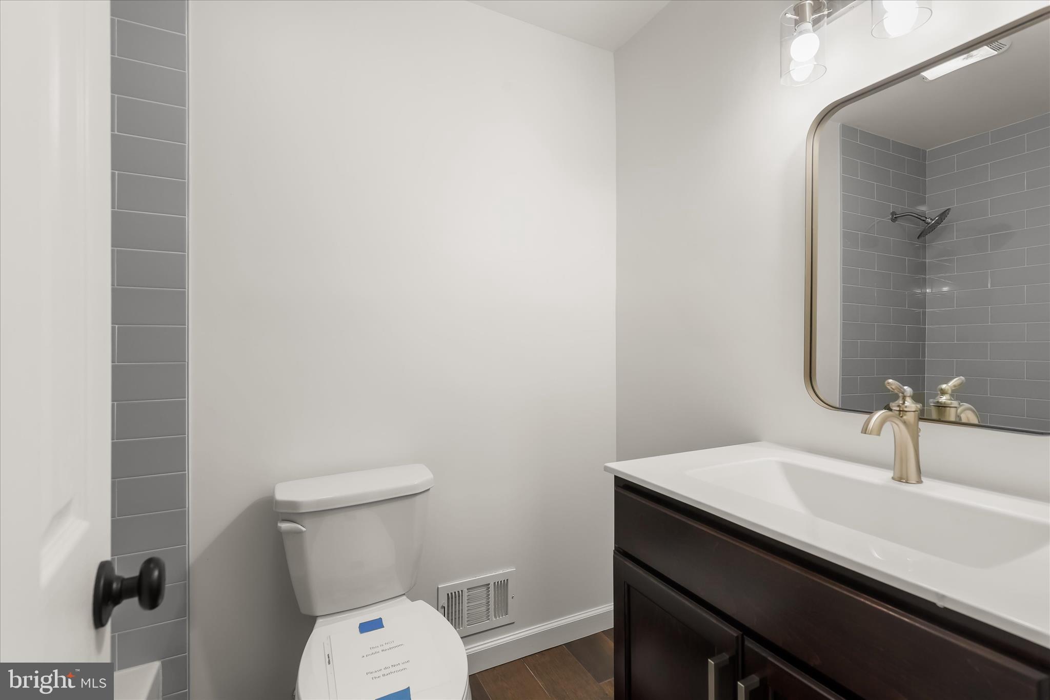 SUTER CIRCLE - Residential