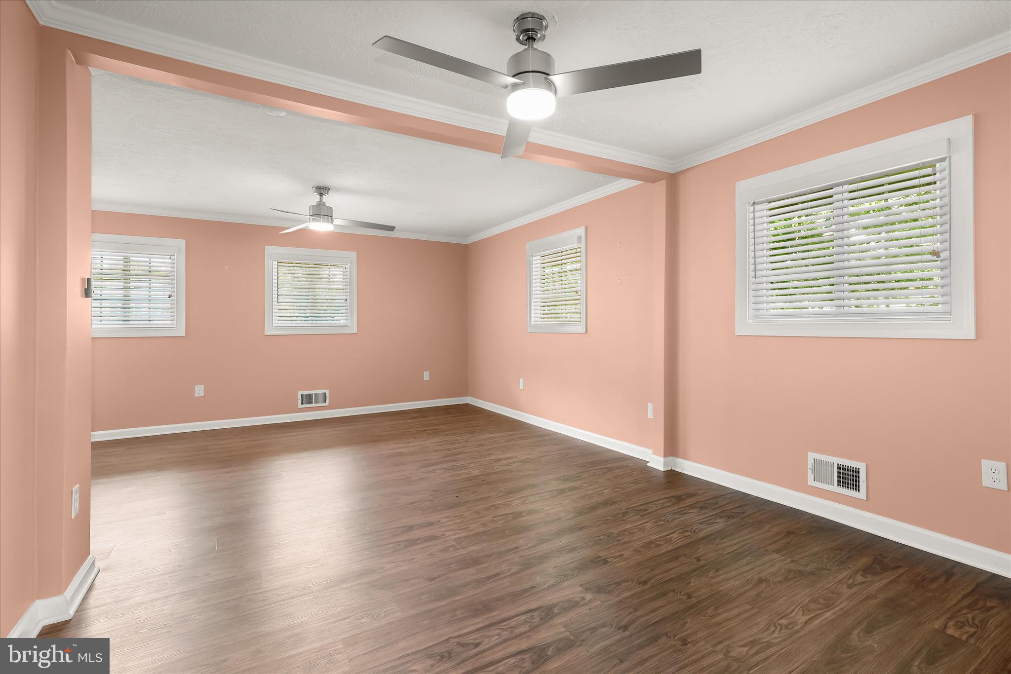 SUTER CIRCLE - Residential