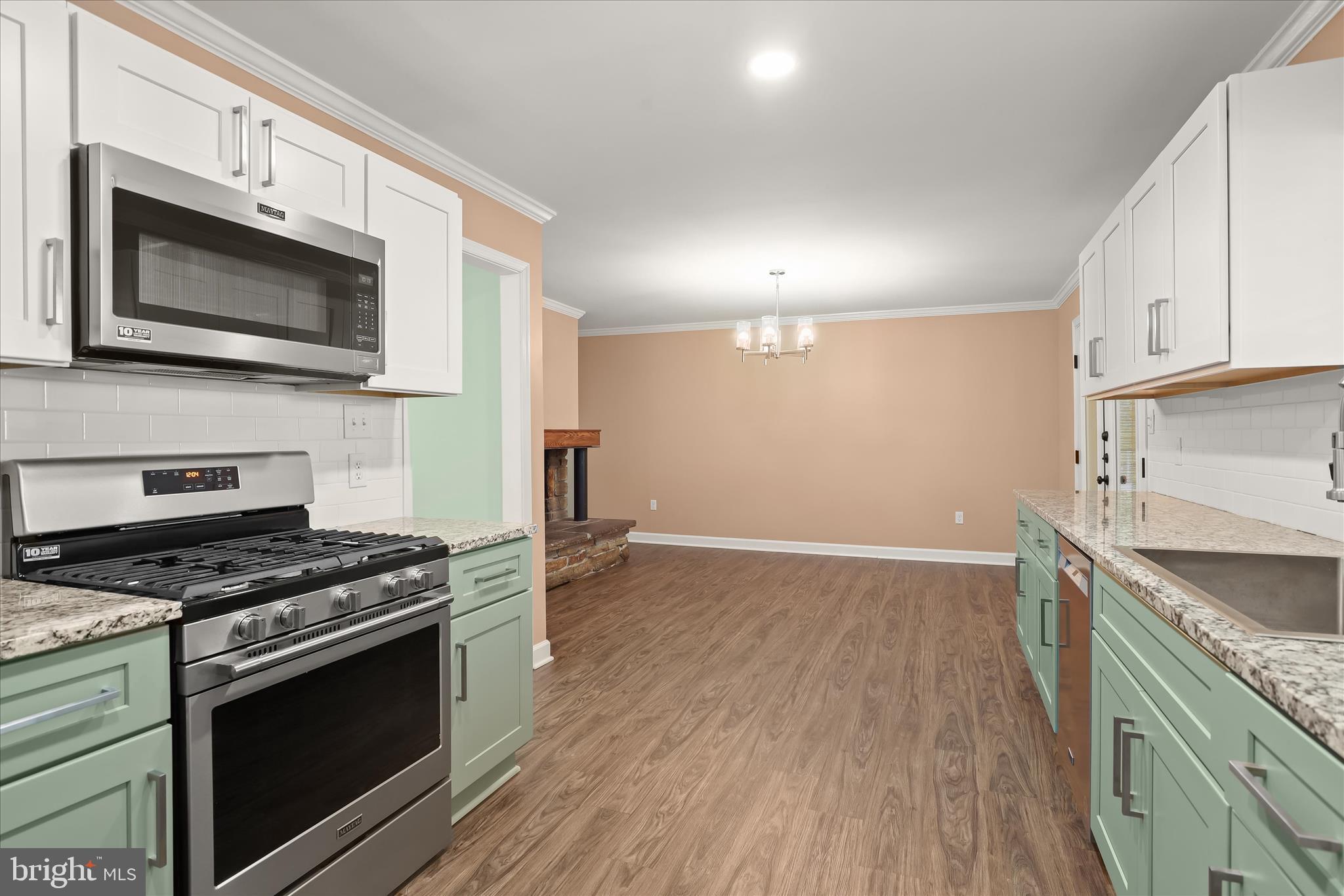 SUTER CIRCLE - Residential