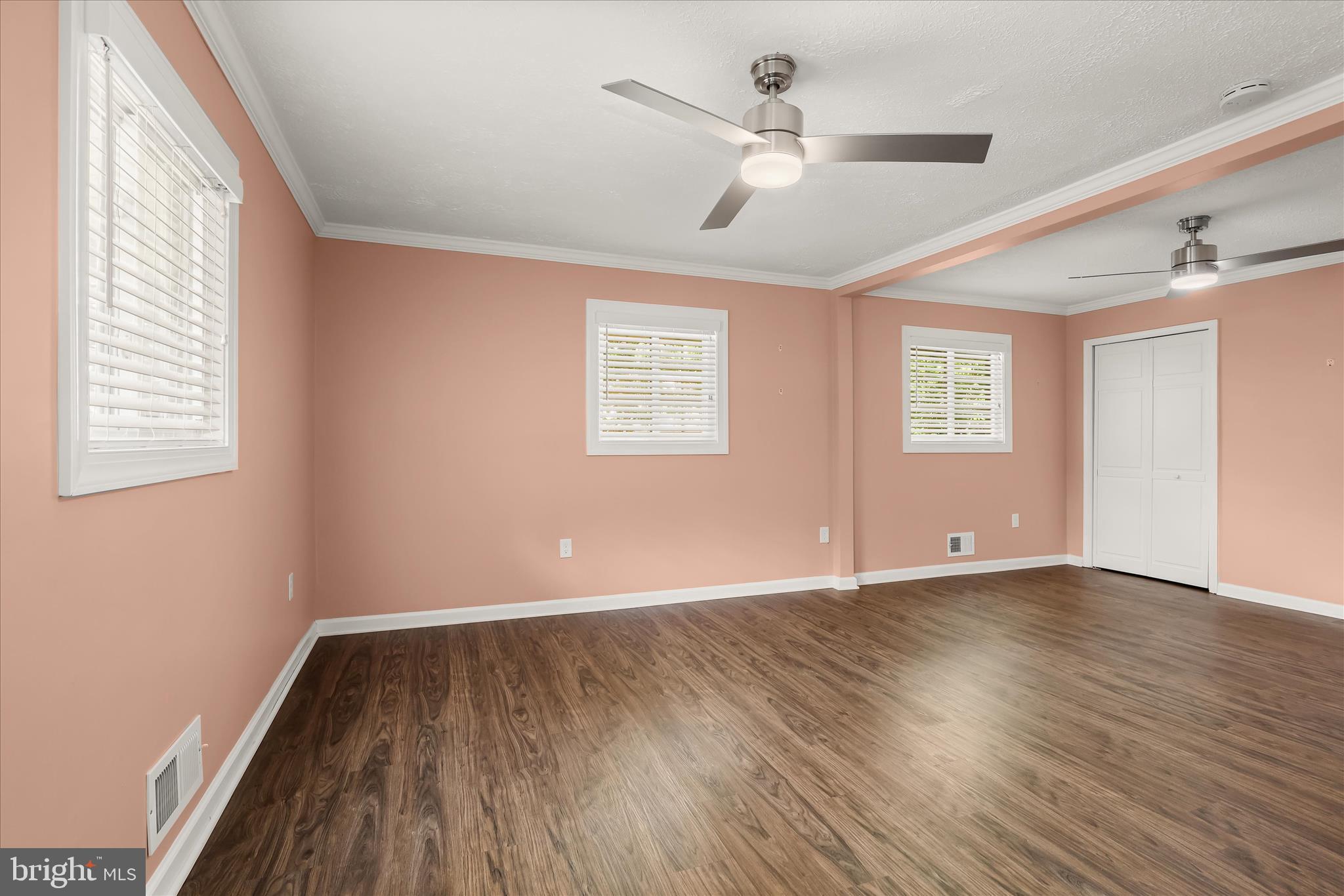 SUTER CIRCLE - Residential