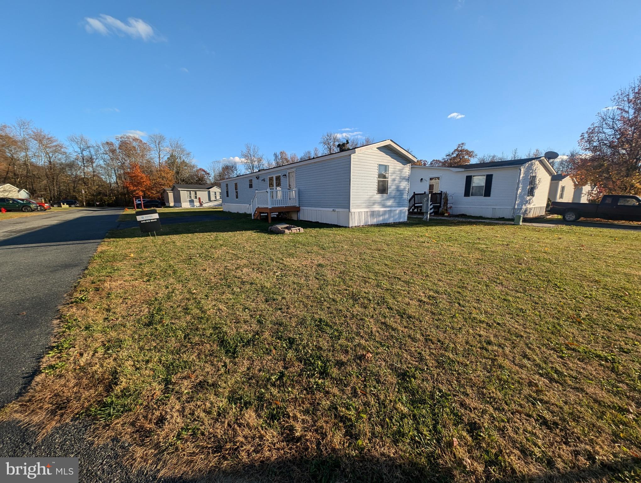 BUSH RIVER MANOR - Residential