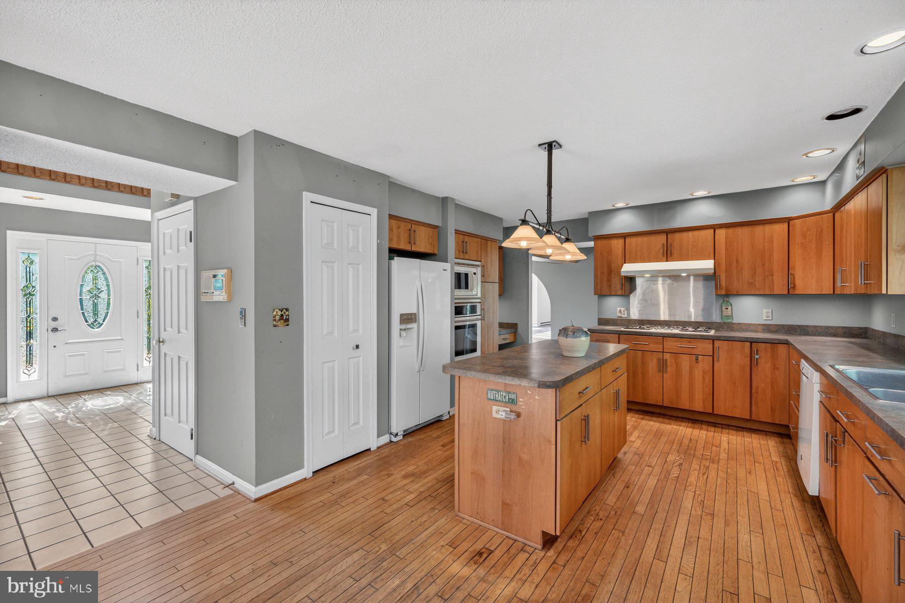 BRIGHTWOOD ACRES - Residential