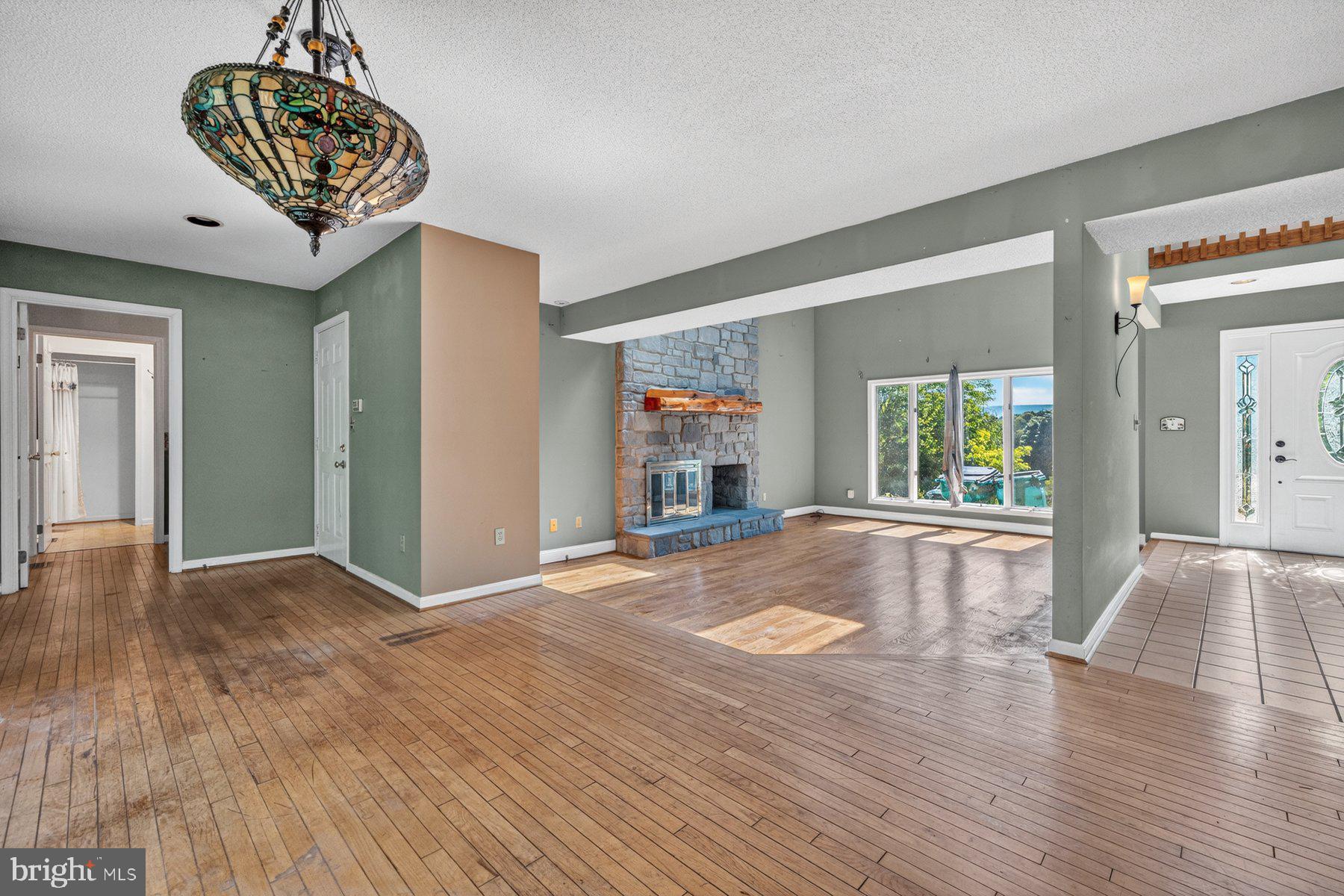 BRIGHTWOOD ACRES - Residential