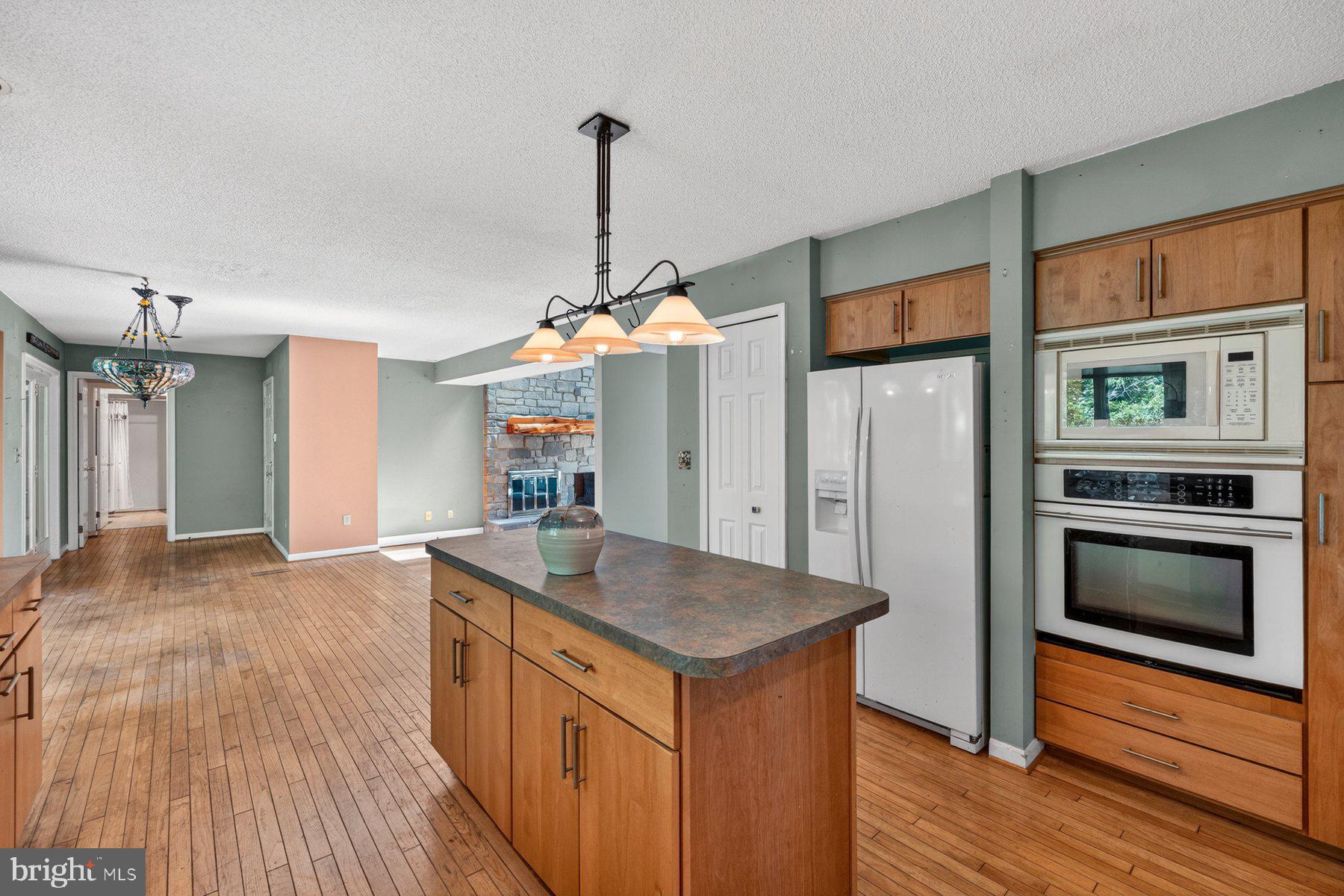 BRIGHTWOOD ACRES - Residential