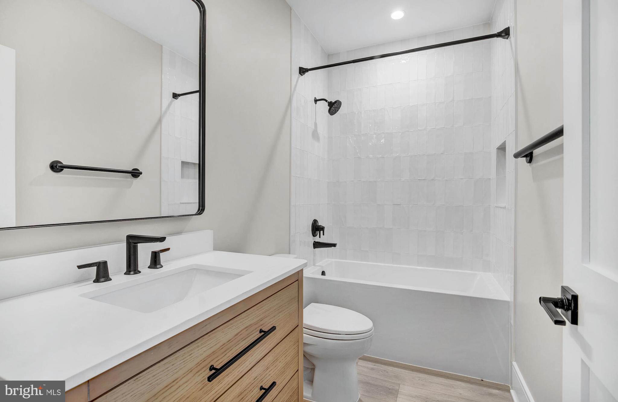 RUCKERS LANGLEY - Residential
