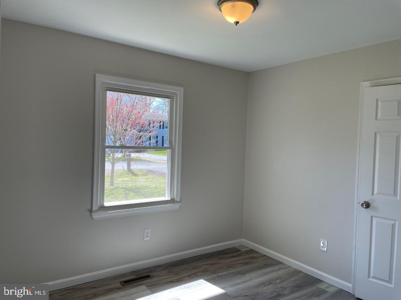 CLOVERFIELDS - Residential Lease