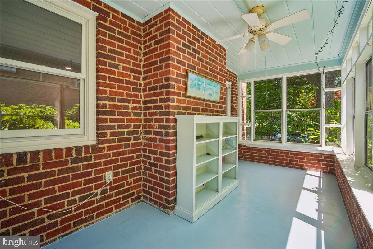 BROOKDALE - Residential