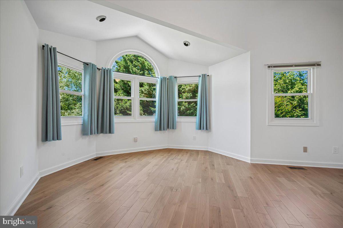 BROOKDALE - Residential