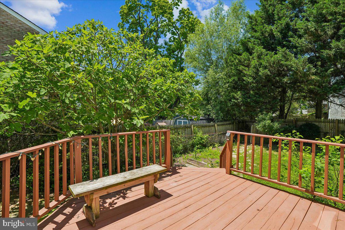 BROOKDALE - Residential