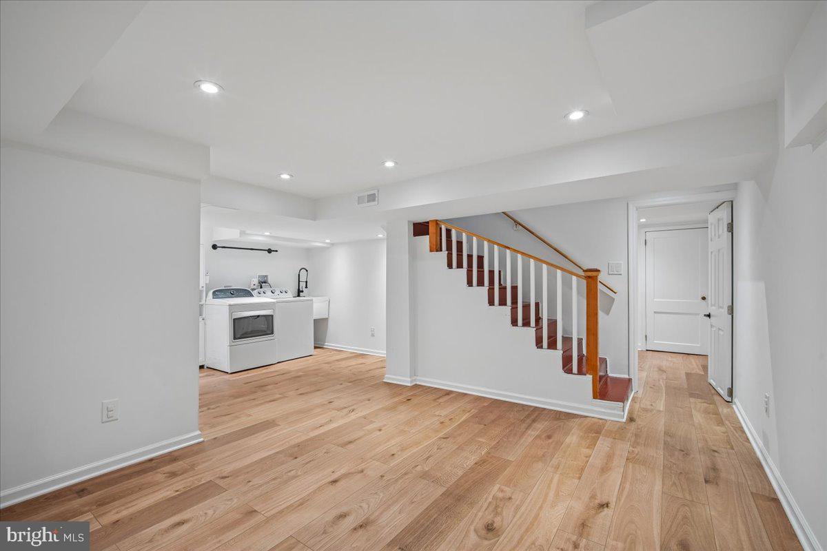 BROOKDALE - Residential