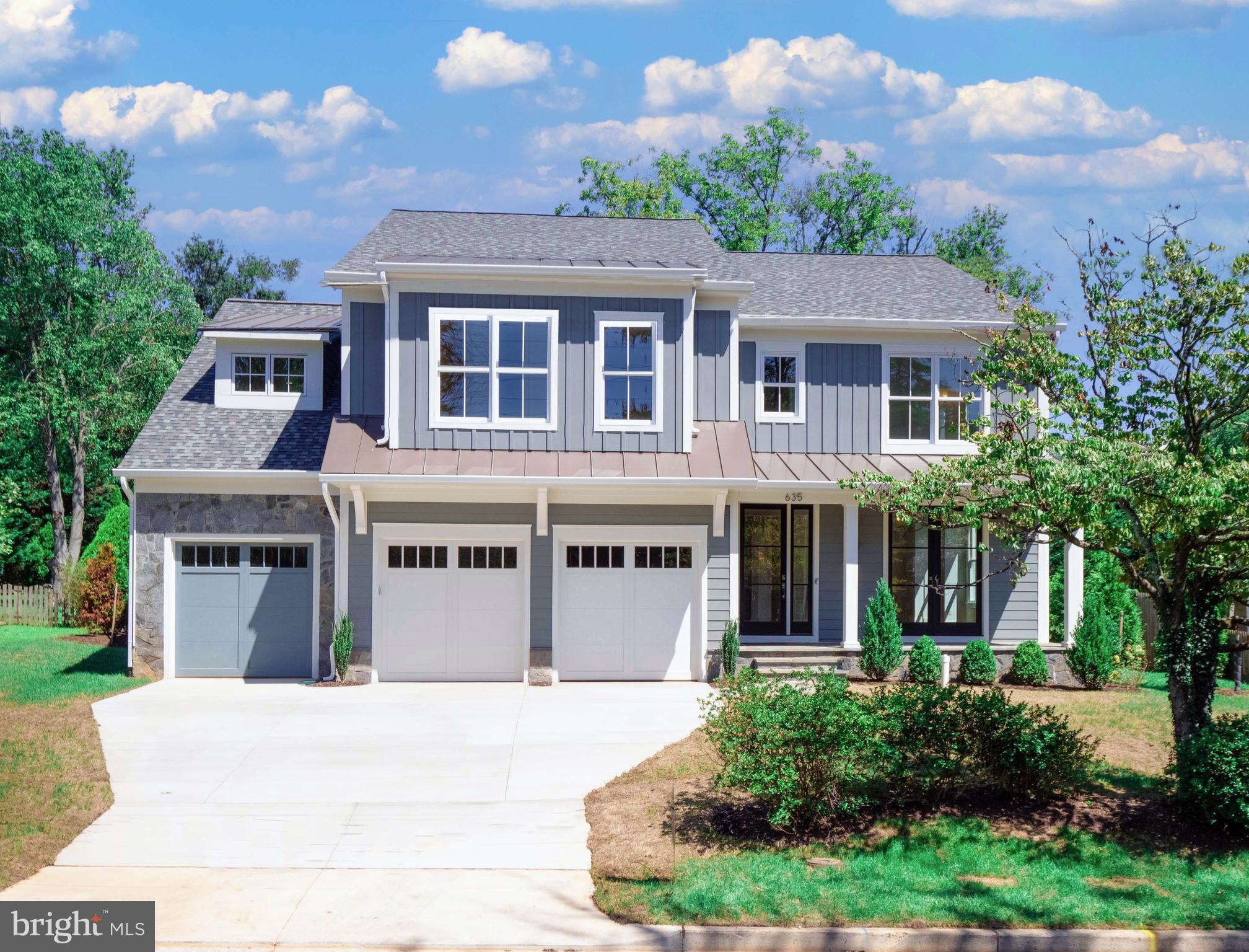 VIENNA WOODS - Residential