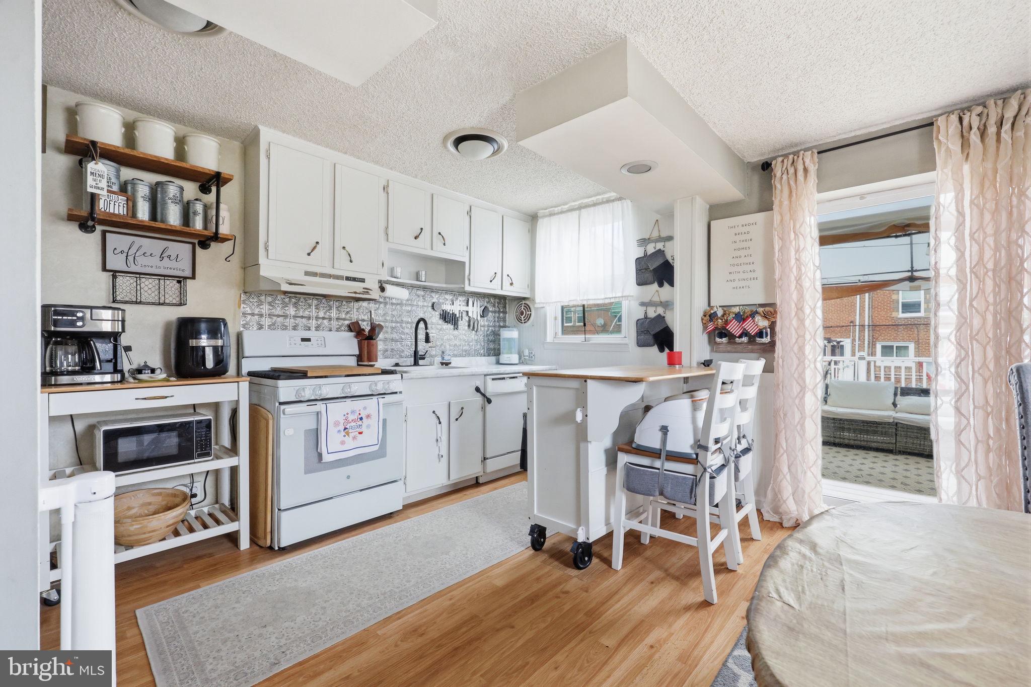 HOLMESBURG - Residential
