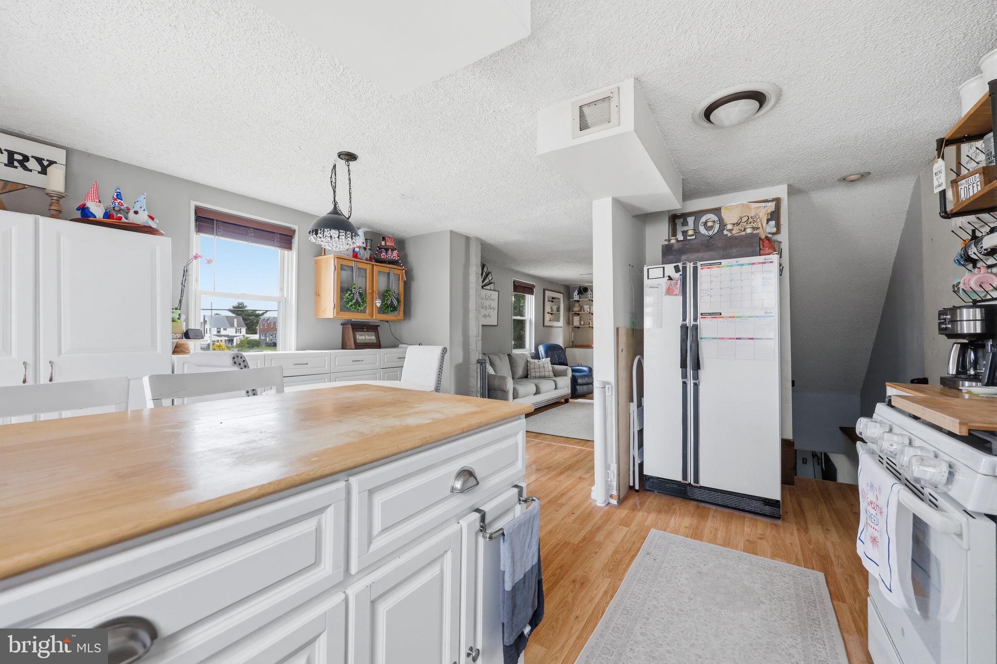 HOLMESBURG - Residential