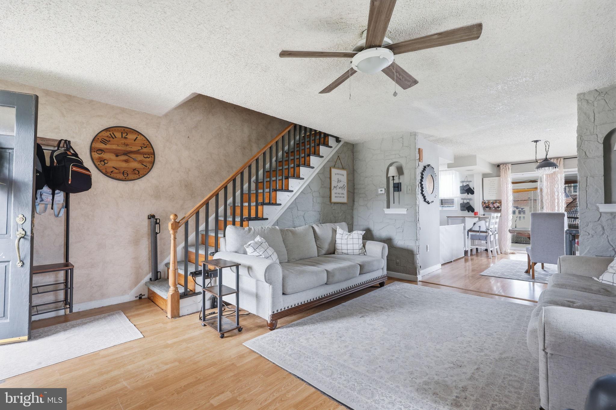 HOLMESBURG - Residential