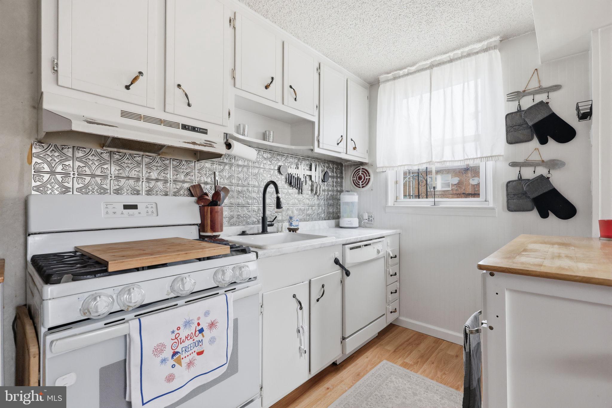 HOLMESBURG - Residential