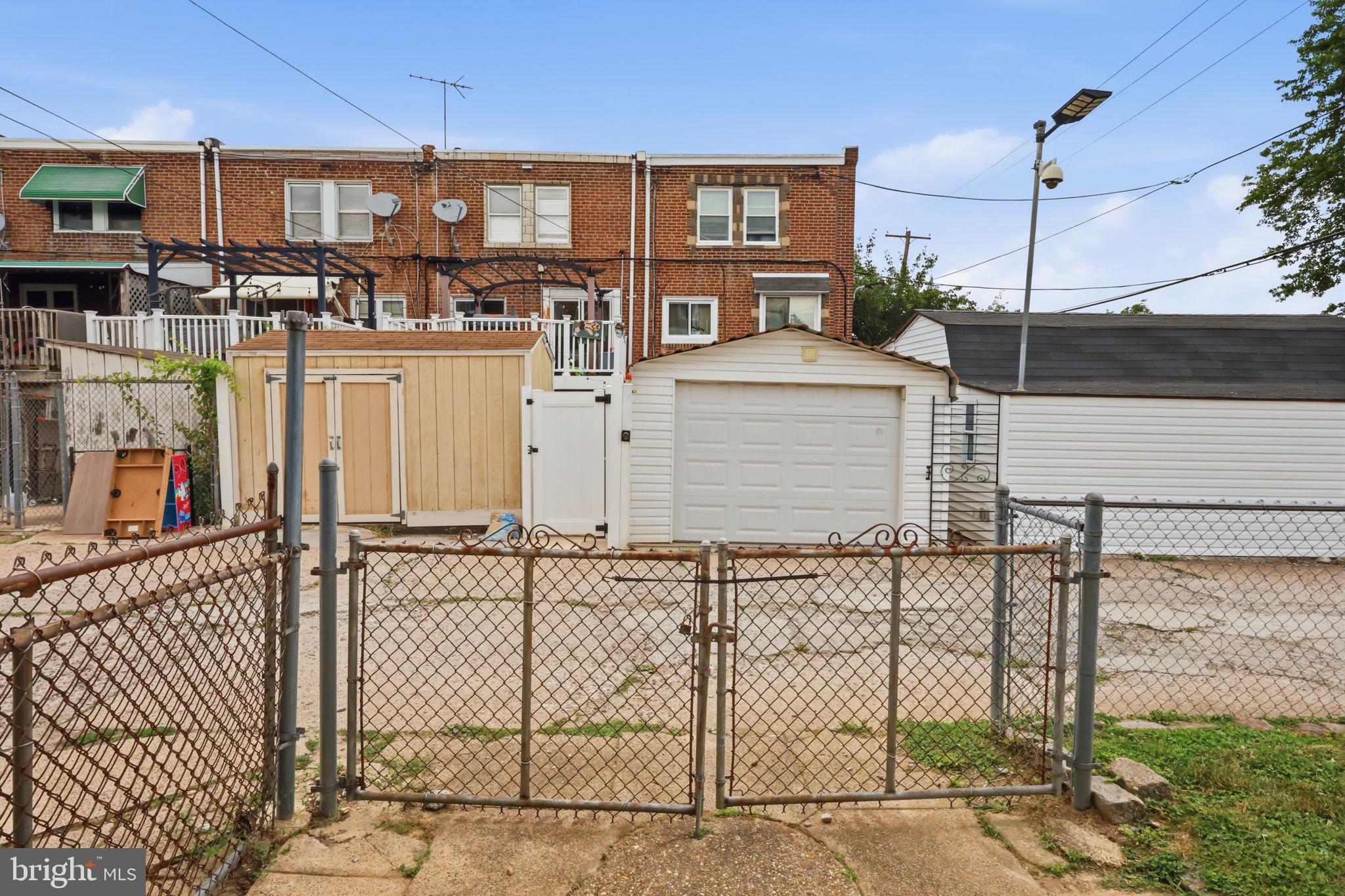 HOLMESBURG - Residential