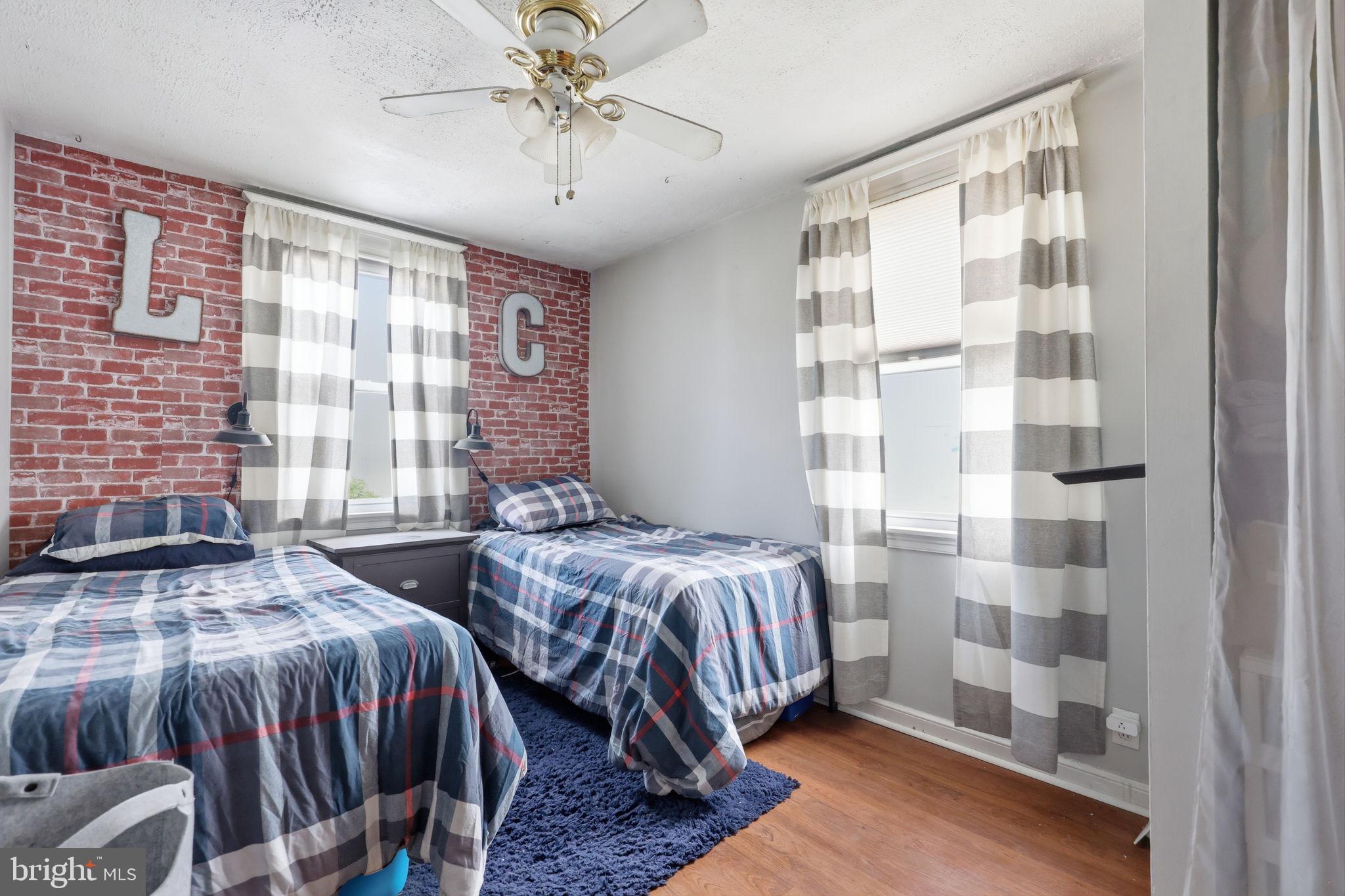 HOLMESBURG - Residential