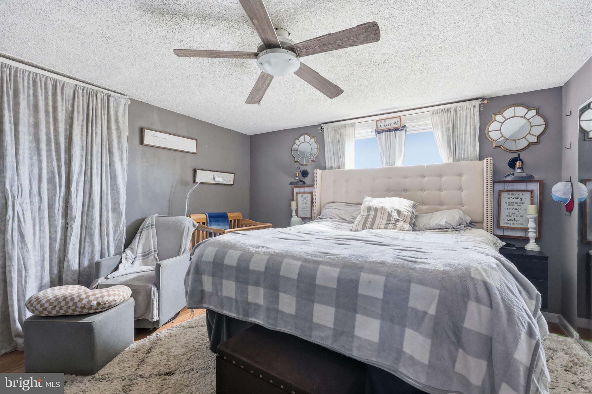 HOLMESBURG - Residential