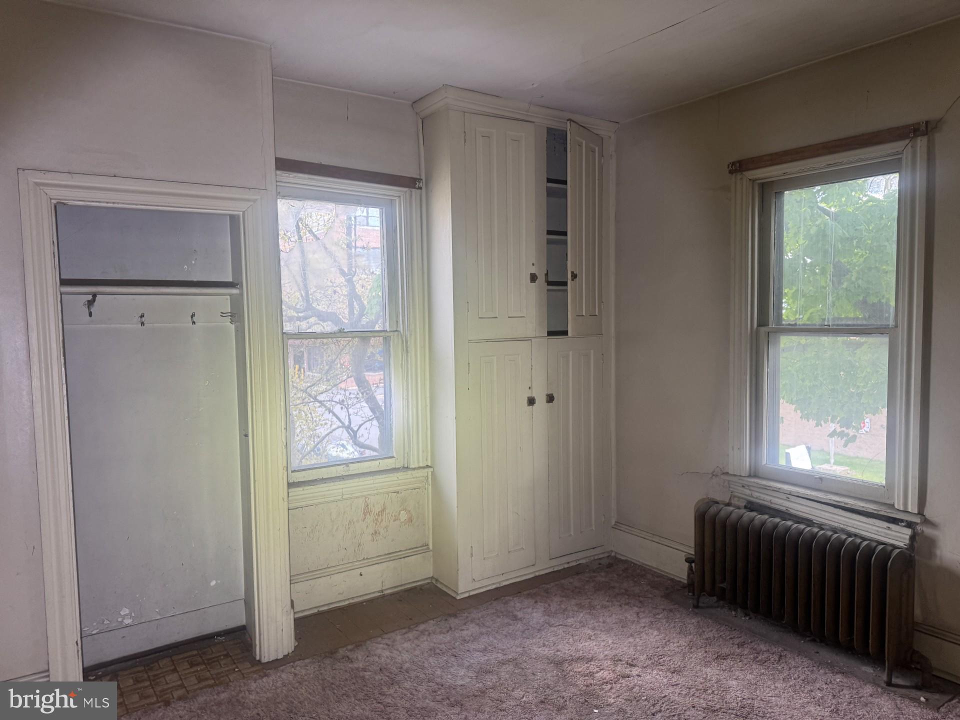MINERSVILLE - Residential