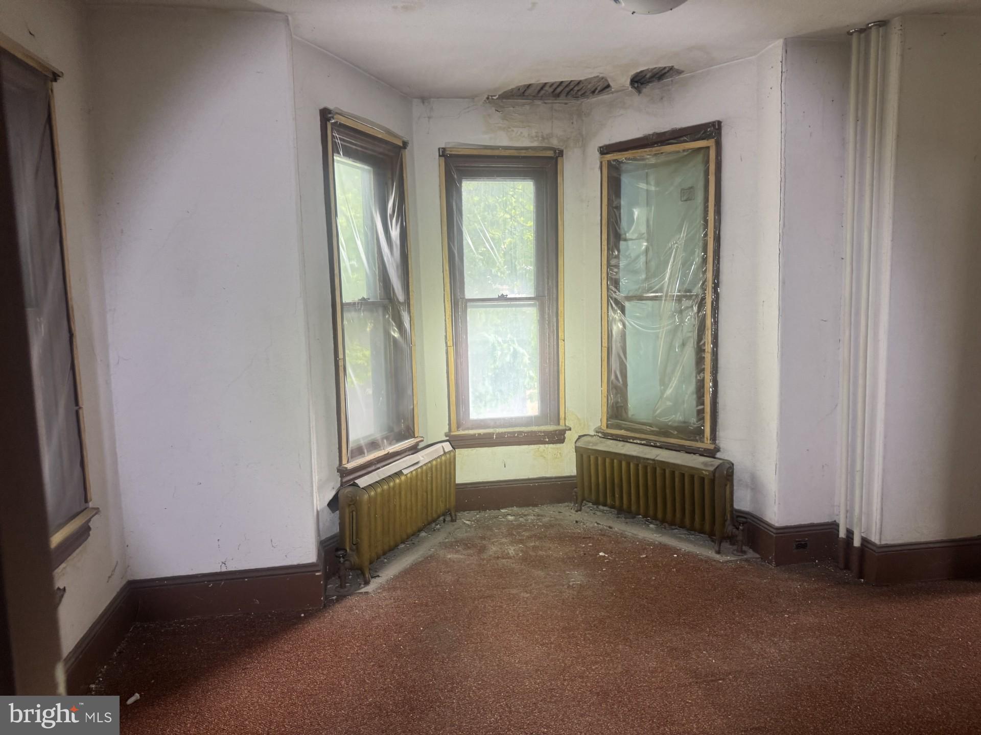 MINERSVILLE - Residential