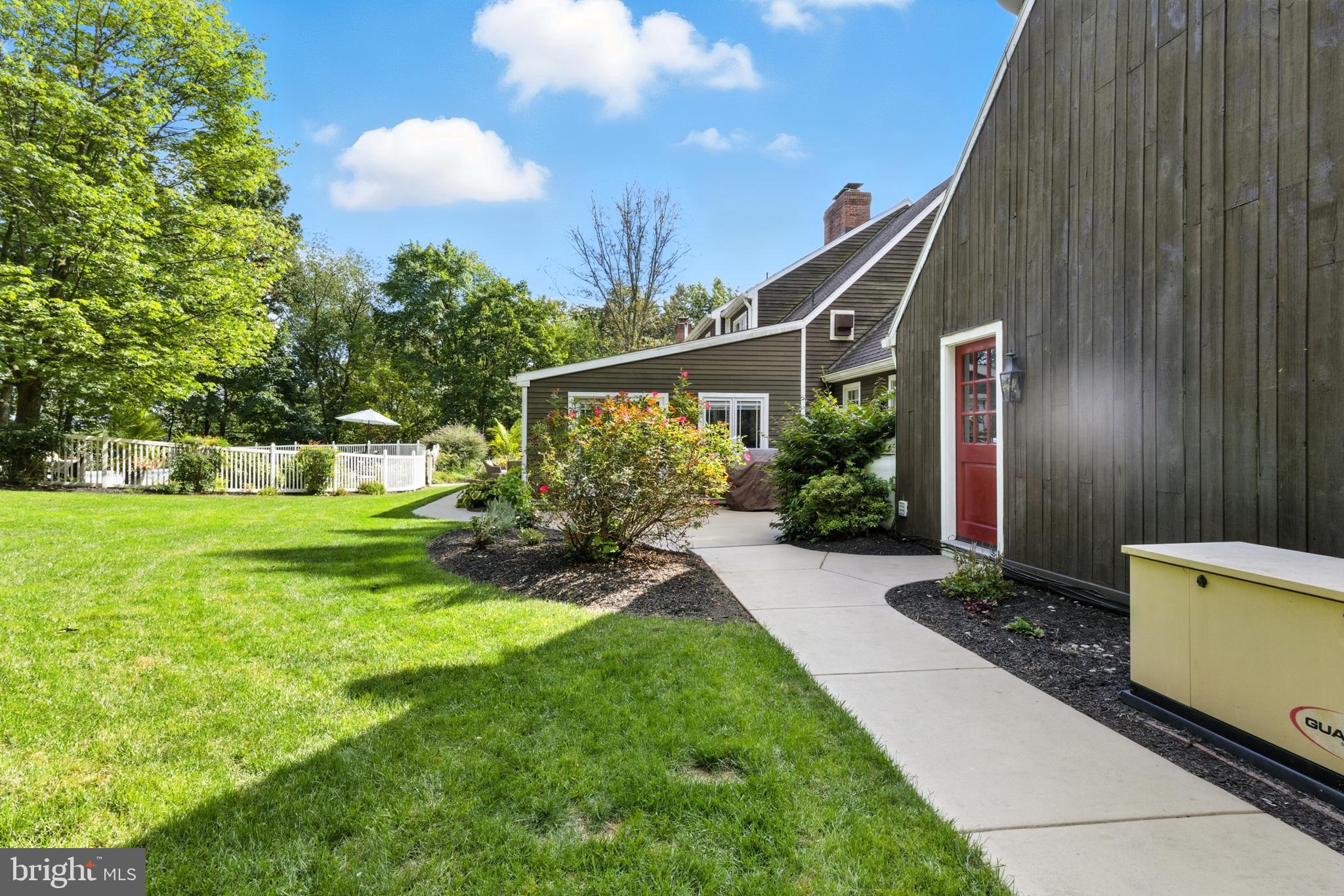 EAST YORK - Residential