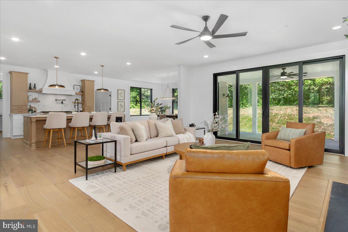 DANLEE - Residential
