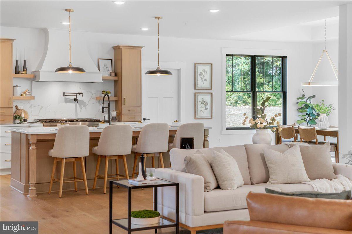 DANLEE - Residential