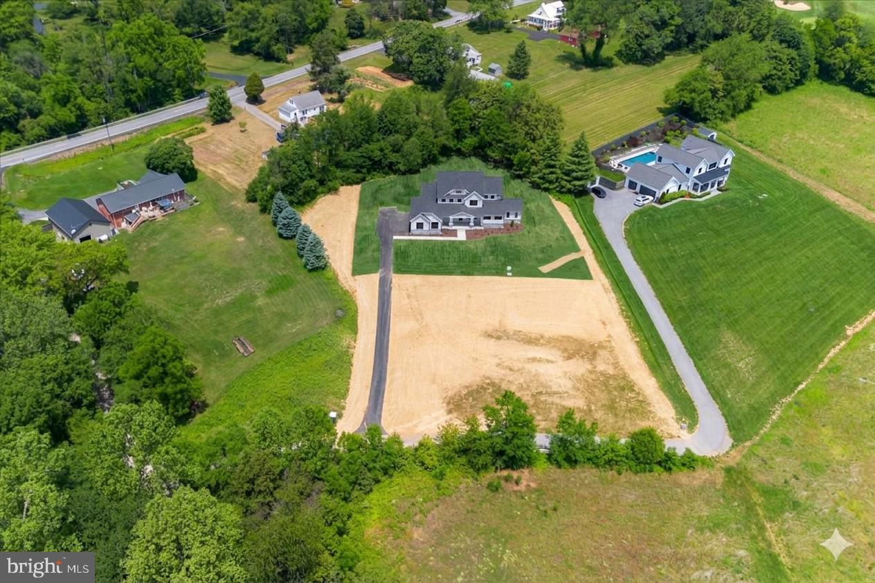 DANLEE - Residential