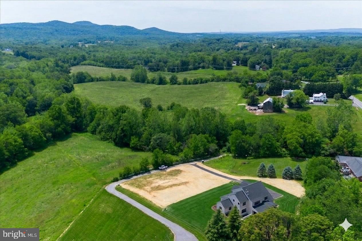 DANLEE - Residential
