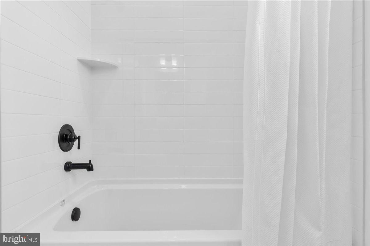DANLEE - Residential