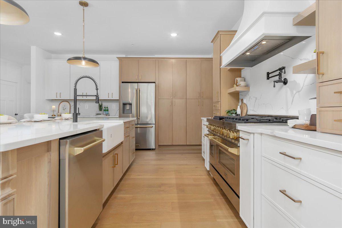 DANLEE - Residential