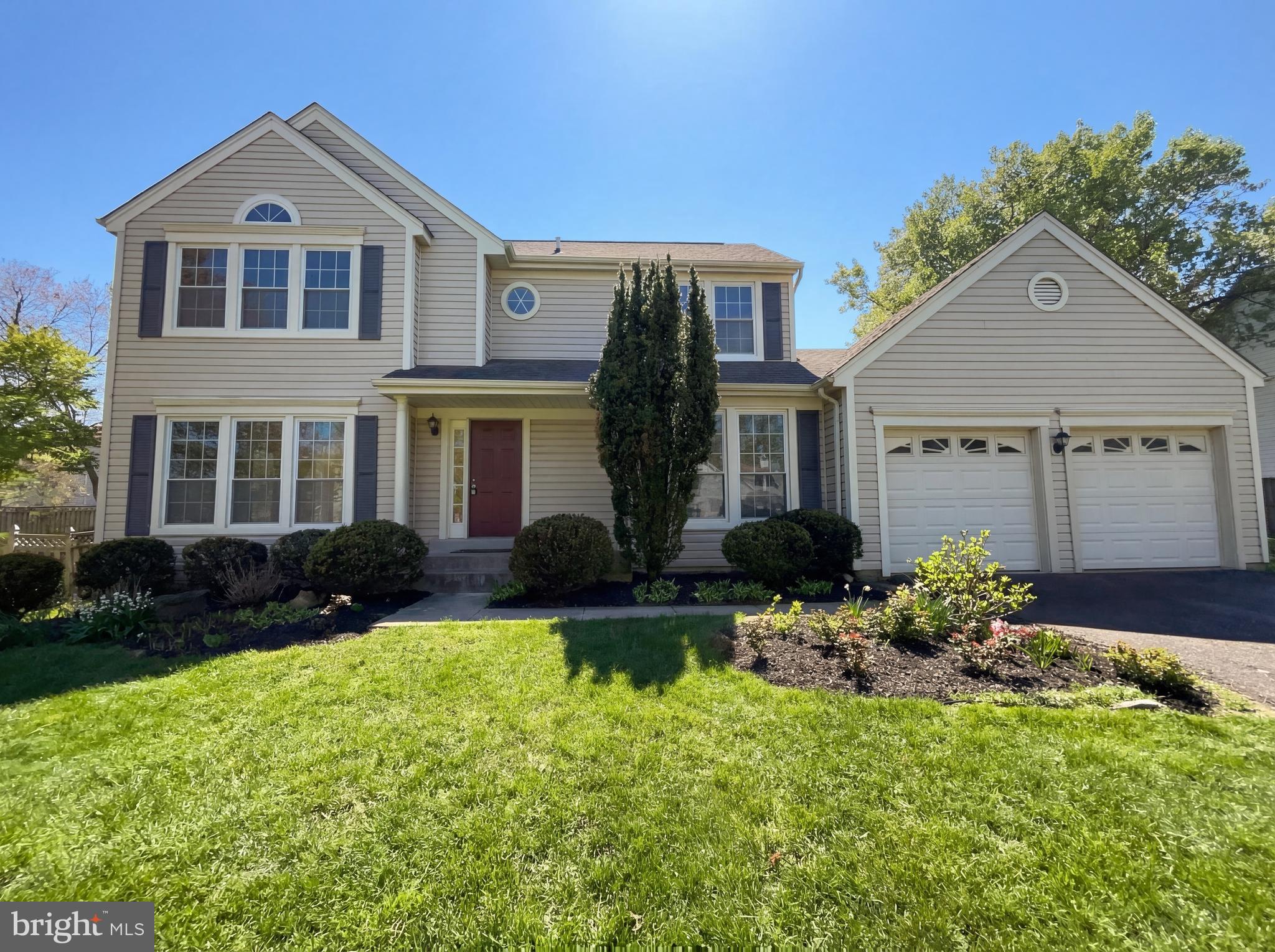 Welcome to 13907 Castle Ct, recently enhanced with fresh interior paint and partial flooring replacement throughout. This well-maintained residence features a functional fireplace and a kitchen equipped with all stainless steel appliances. Outdoor living is extended by a deck and a fully fenced backyard, providing secure exterior space. This updated property, blending comfort and outdoor appeal, is ready for you.. Included 100-Day Home Warranty with buyer activation