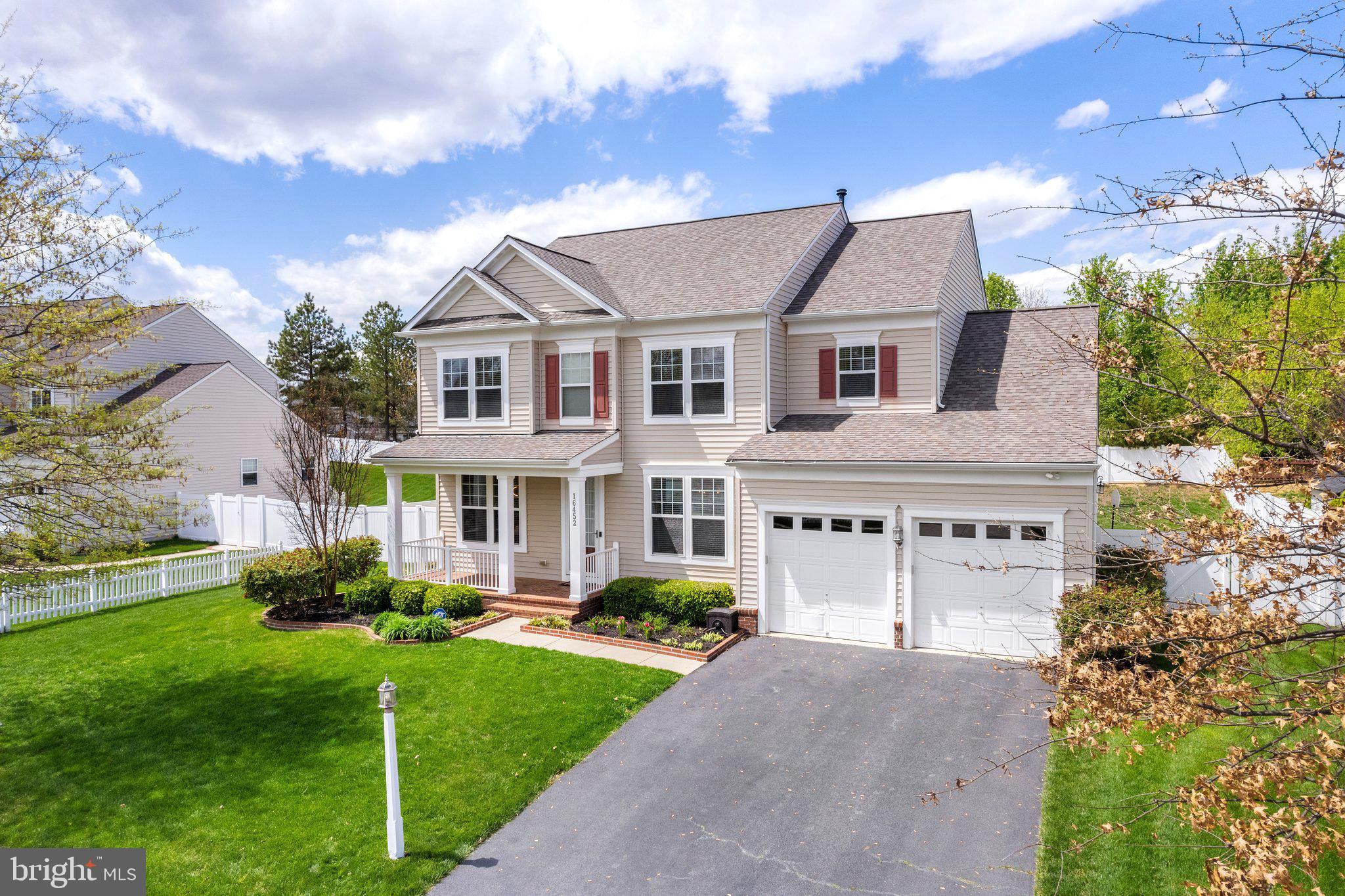 POWELLS LANDING - Residential