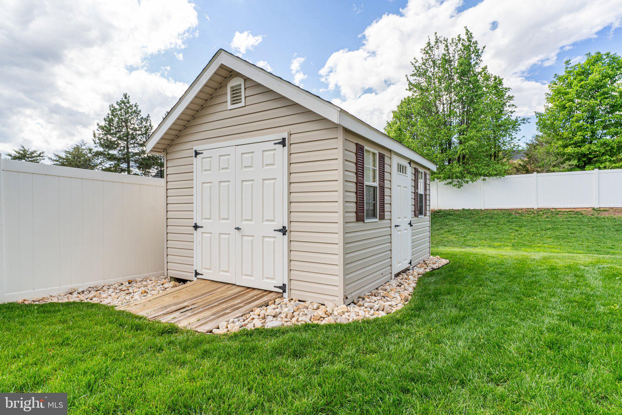 POWELLS LANDING - Residential