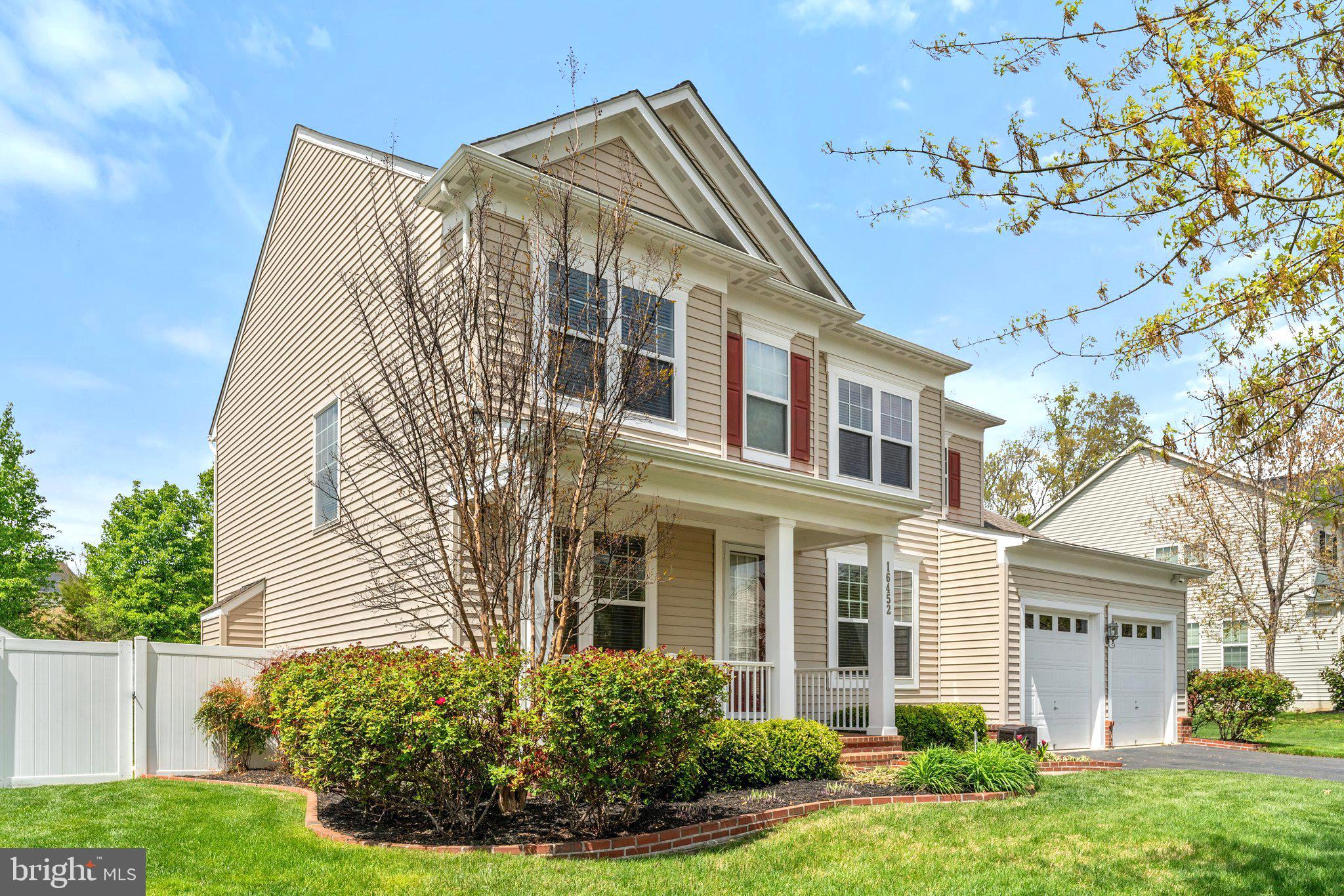POWELLS LANDING - Residential