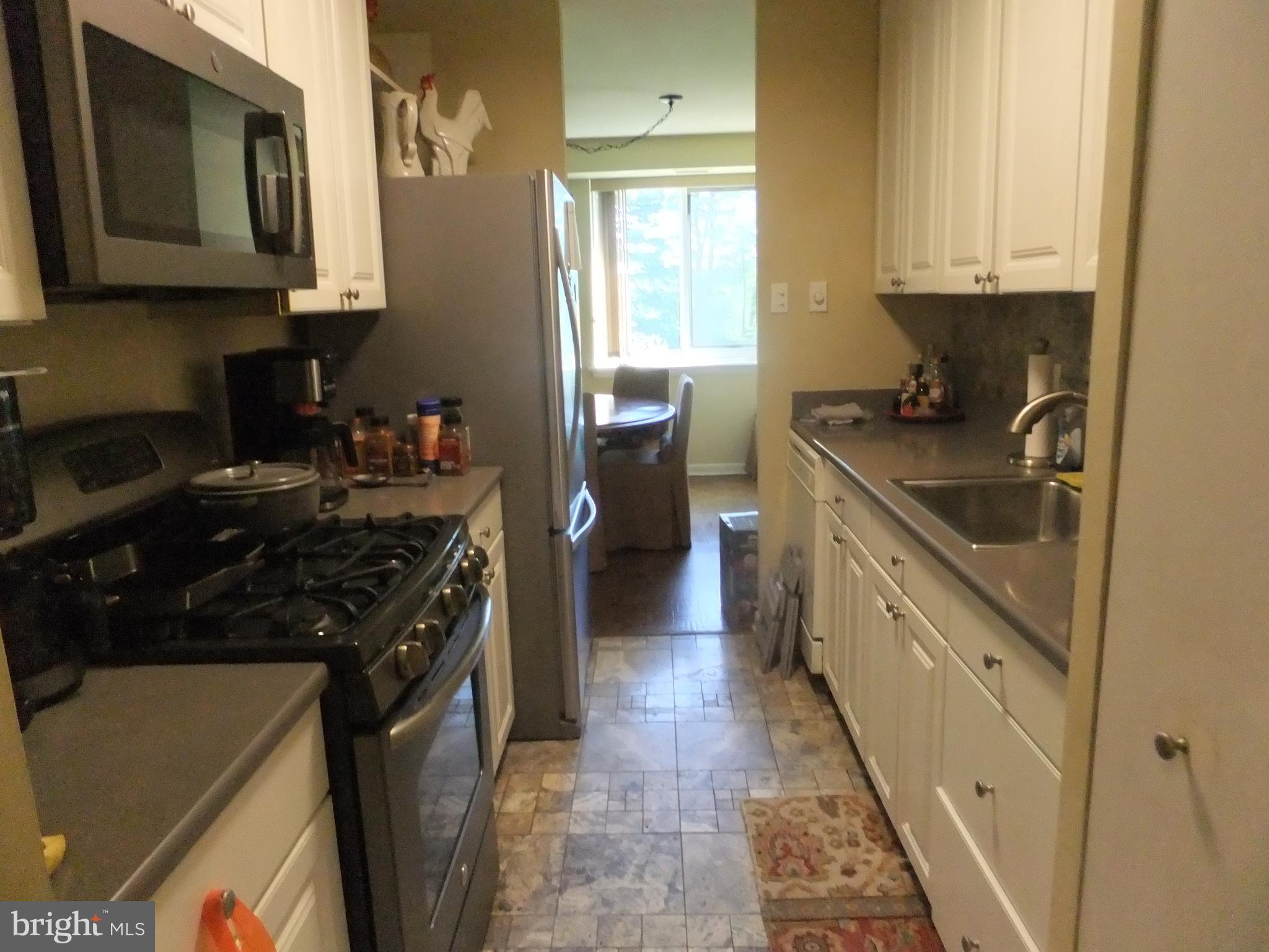 OAK HILL - Residential