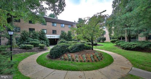 OAK HILL - Residential