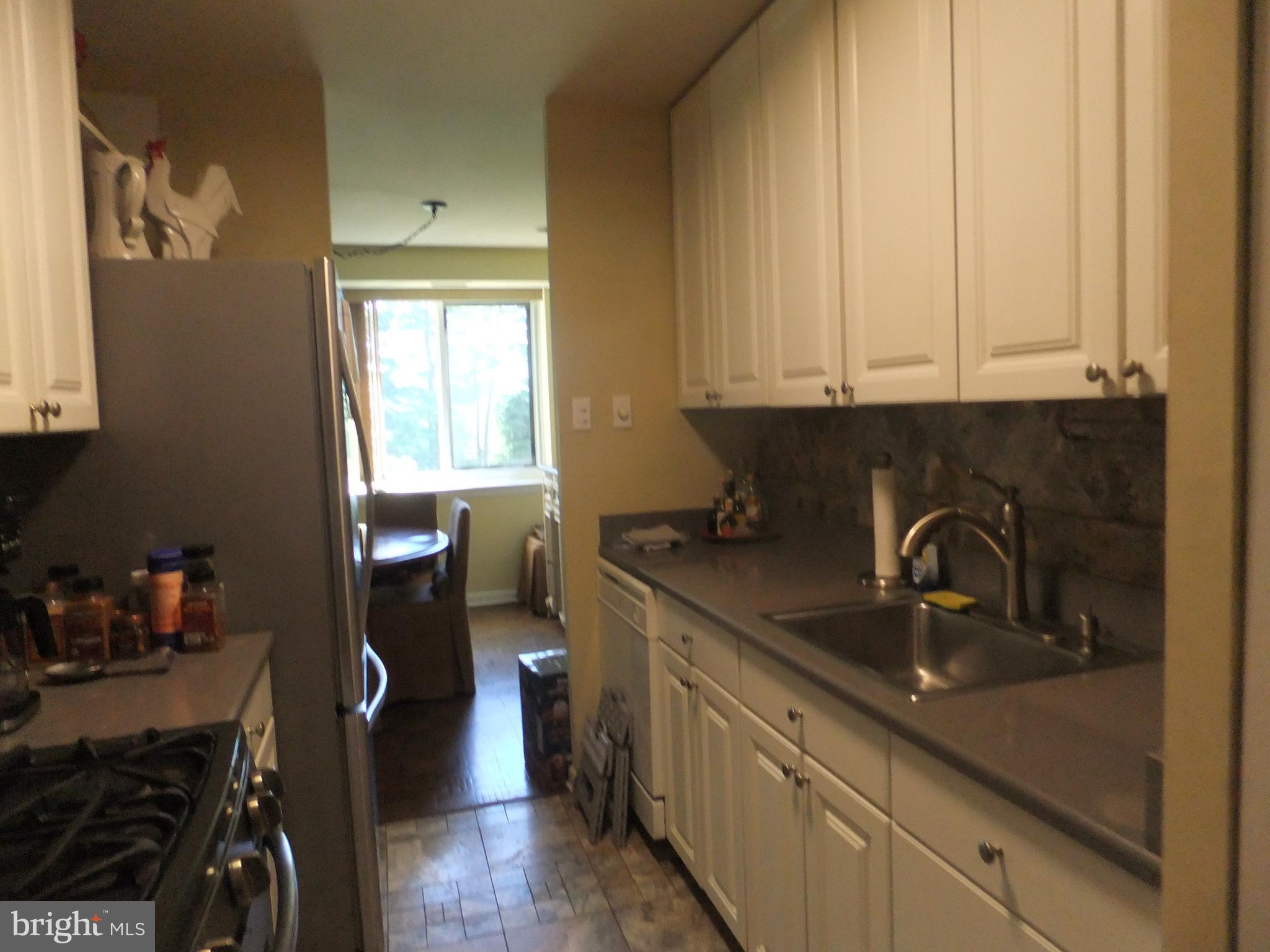 OAK HILL - Residential