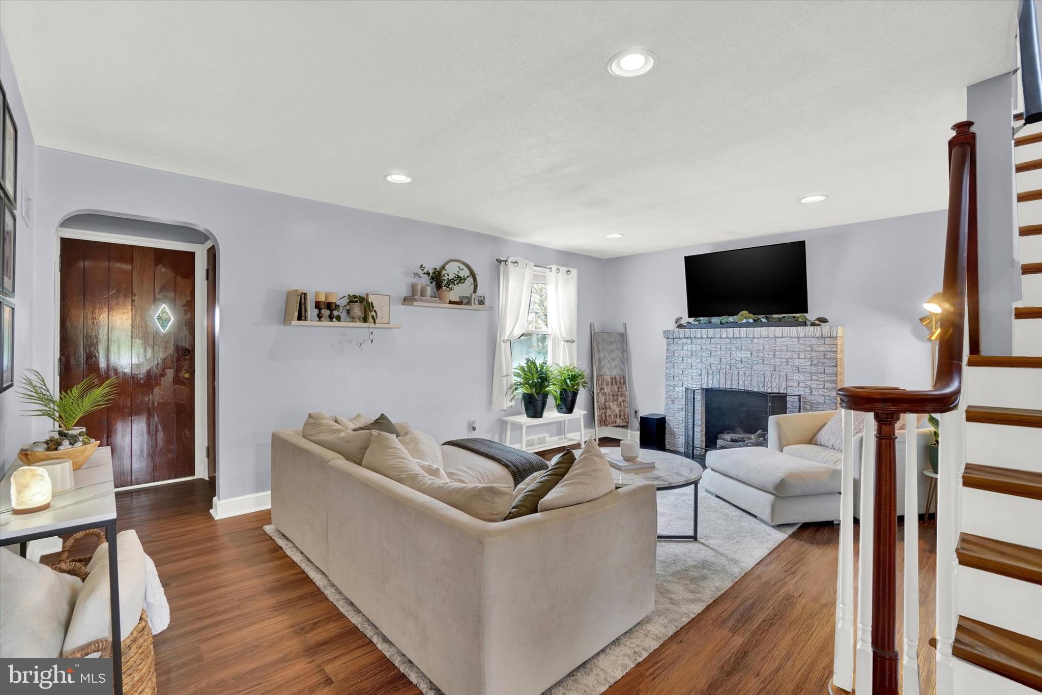 SHREWSBURY BORO - Residential