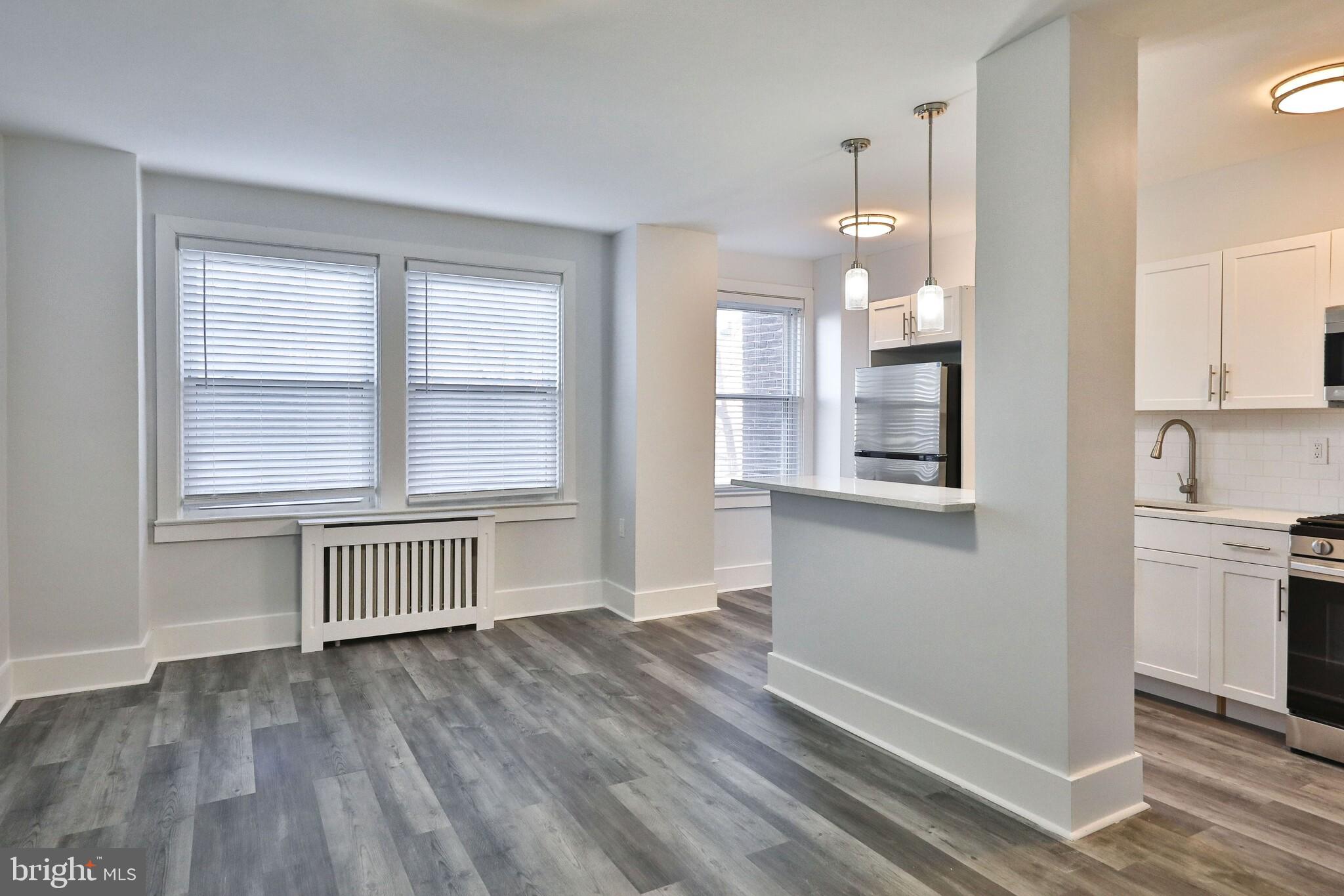 UNIVERSITY CITY - Residential Lease