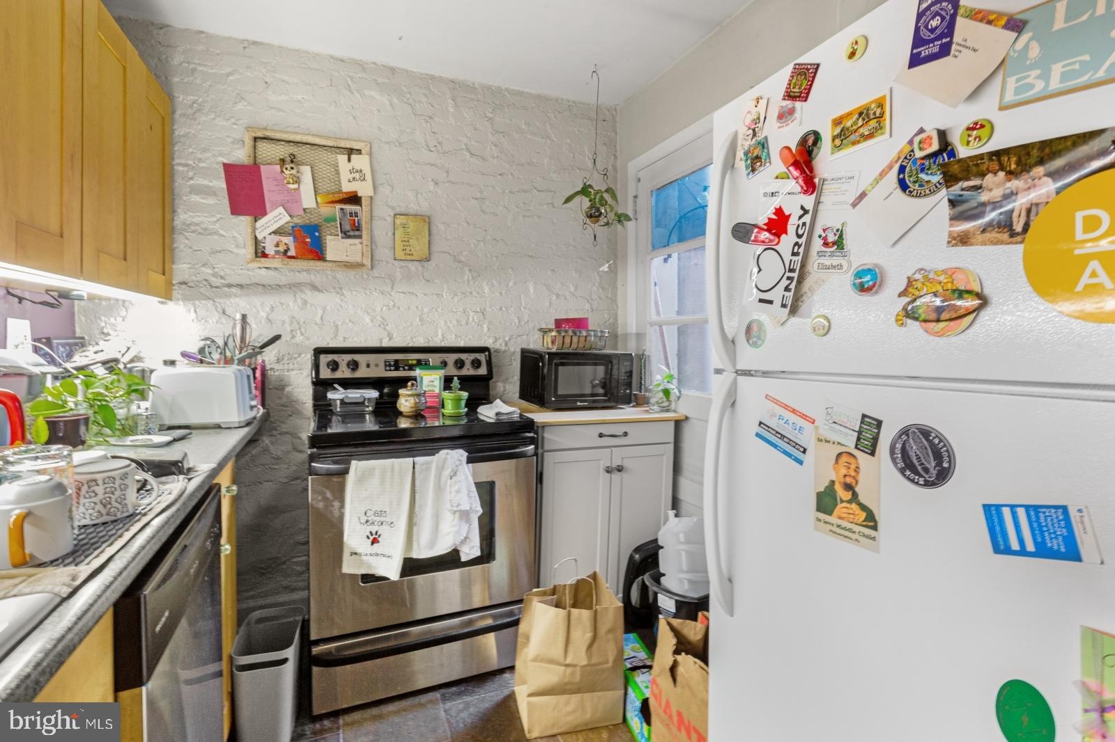 Available Mid-late May:

Welcome to your new home at 2023 Brandywine St #1! This 1 bedroom, 1 bathroom unit offers a blend of comfort and convenience. Enjoy the ease of central air conditioning, shared laundry facilities, and a charming patio area. Inside, you'll find hardwood floors and plenty of natural light illuminating the space. The kitchen, though small, is efficiently designed and includes a door leading to a quaint patio for outdoor dining or relaxation. The spacious living area is situated towards the back and boasts sliding glass doors, providing a bright and airy atmosphere. To the front is your sizable bedroom, with ample closet space and room for a queen-sized bed. A full bathroom completes the layout with a vanity and bathtub-shower combo. With its desirable features and cozy ambiance, this unit is sure to feel like home sweet home in no time!

About the Neighborhood:

This apartment is located on a quiet, tree-lined street in the lovely Fairmount neighborhood of Philadelphia. Easily accessible via I-76, I-676, and public transportation options. Close proximity to to Kelly Drive, Philadelphia Museum of Art, Rodin Museum, Eastern State Penitentiary, and Logan Square. Near great public outdoor spaces including the Spring Gardens, Roberto Clemente Park, Green Street Dog Park, Francisville Playground, and Matthias Baldwin Park. Walkable to fantastic Fairmount coffee shops, restaurants, and bars like Bar Hygge, Thirsty Dice, Urban Saloon, Zorba's Tavern, and more!

Lease Terms:

Generally, first month, last month, and one month security deposit due at, or prior to, lease signing. Other terms may be required by Landlord. $55 application fee per applicant. Cats are conditional on owner's approval and may require an additional fee, if accepted. (Generally, $250/cat). Strictly, no dogs. Tenants responsible for: electricity, gas, cable/internet, and a $25/month flat water fee. Landlord Requirements: Applicants to make 3x the monthly rent in verifiable net income, credit history to be considered (i.e. no active collections), no evictions within the past 4 years, and must have a verifiable rental history with on-time rental payments. Exceptions to this criteria may exist under the law and will be considered.