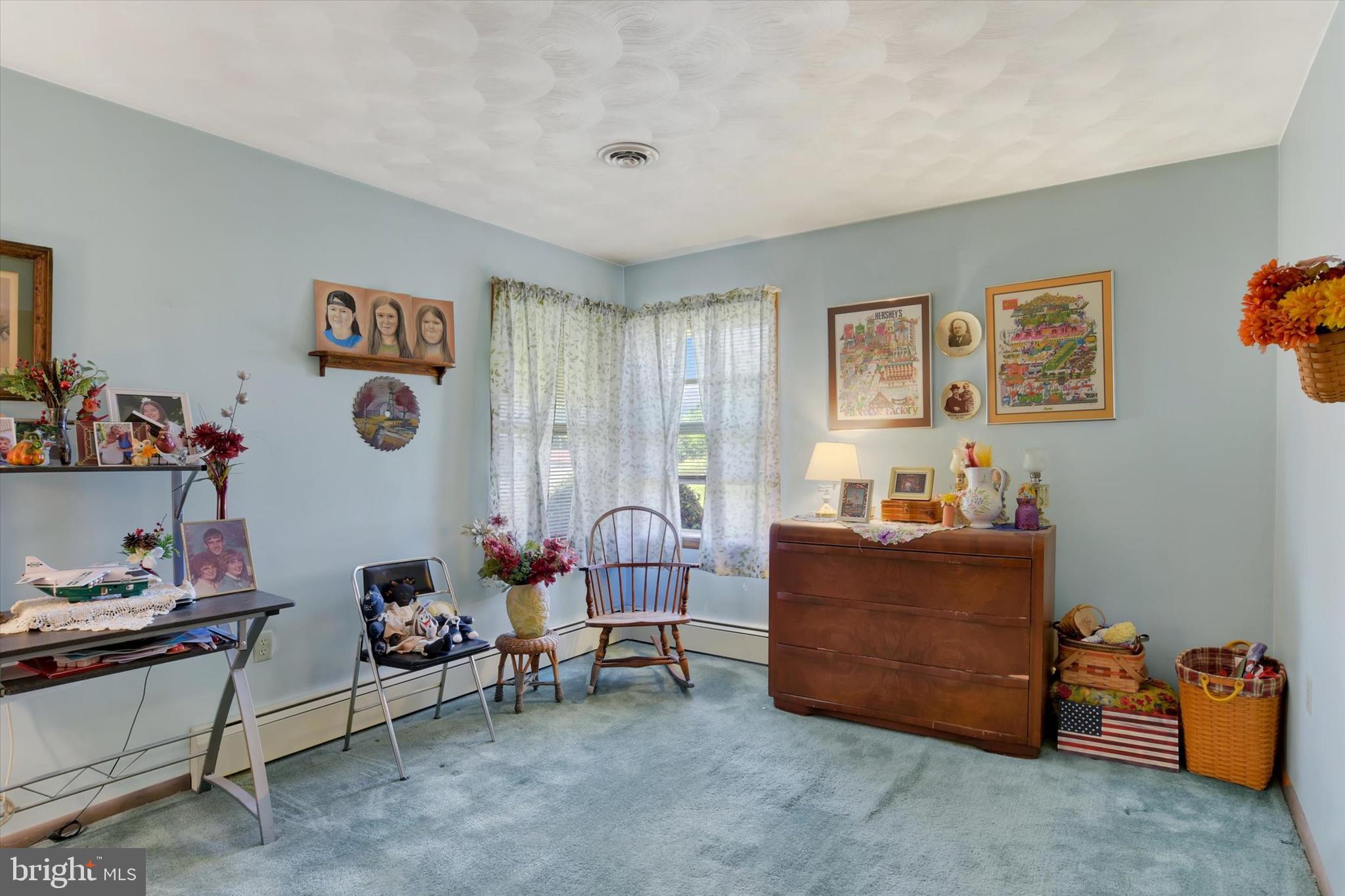 SOUTH LONDONDERRY - Residential